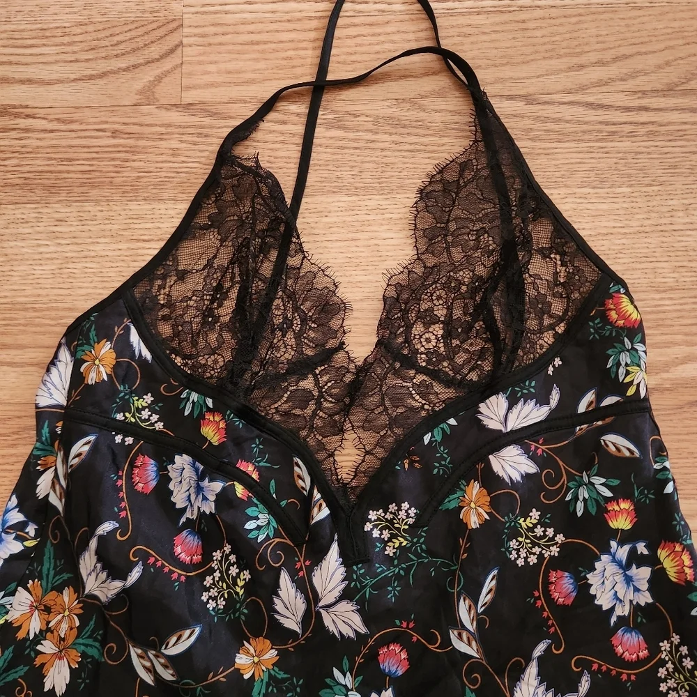 EUC 00s Victoria's Secret Floral Nightgown, Size S